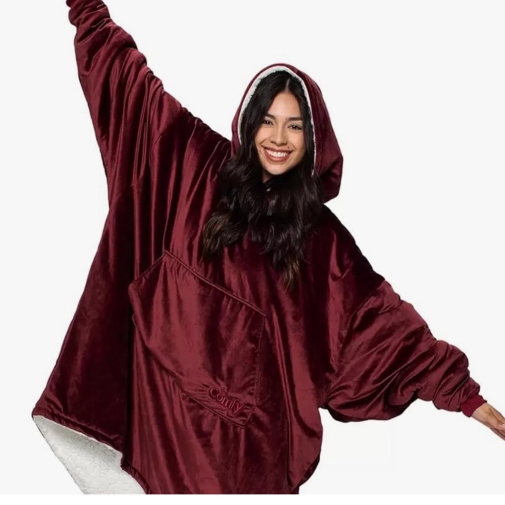 COMFY Blanket Hoodie Fleece/Sherpa Lined. UNISEX  ONE Size Pullover